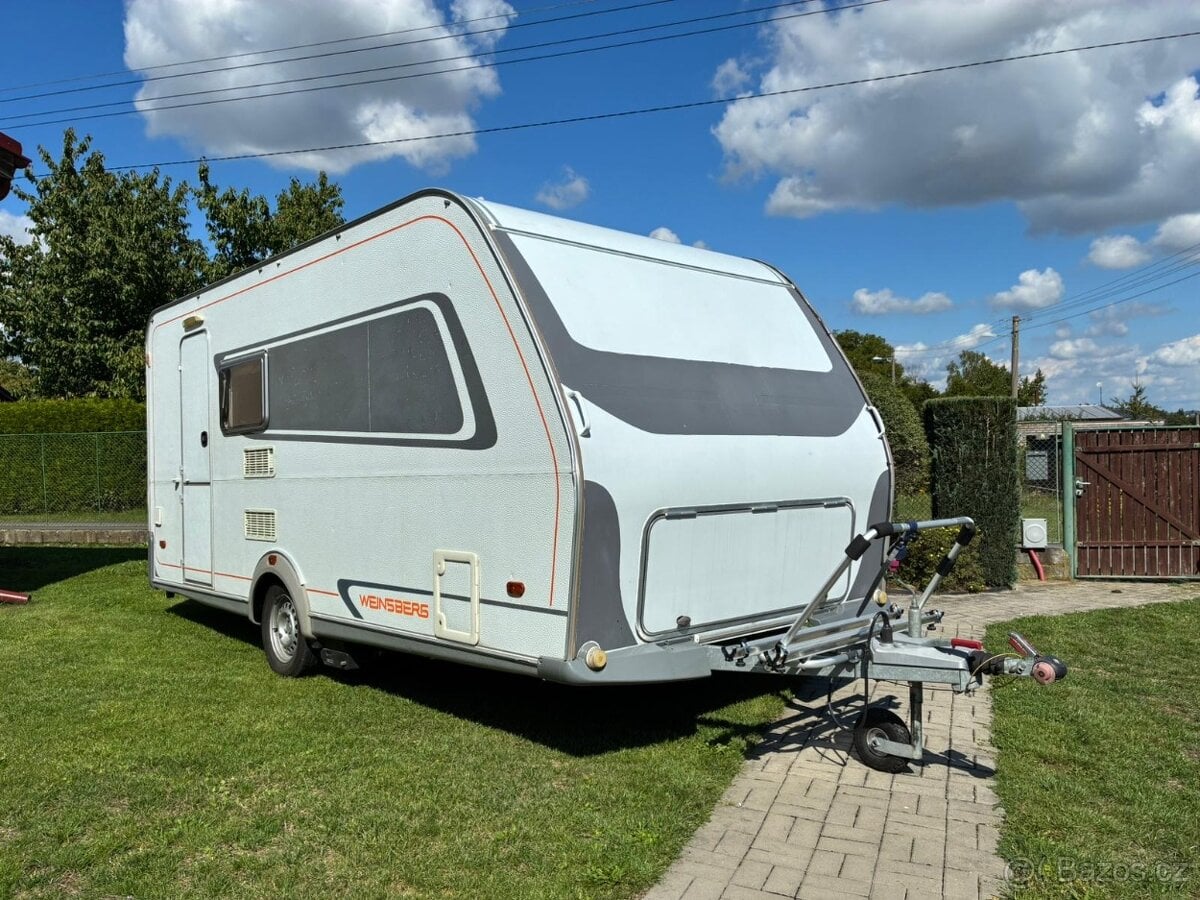 Karavan Weinsberg + mover,předstan