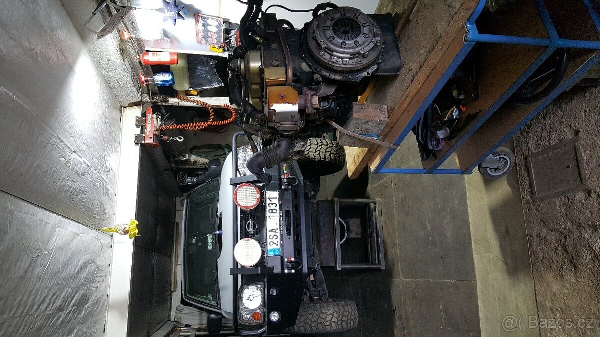 Nissan Navara D22  98kw