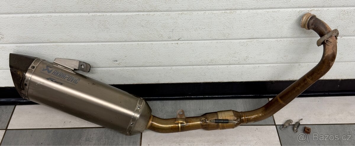 Yamaha YZF-R125 2008-2018 AKRAPOVIČ Výfuk