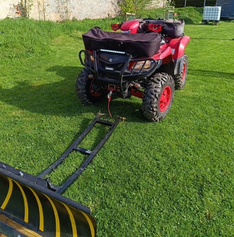 Suzuki kingquad 750i