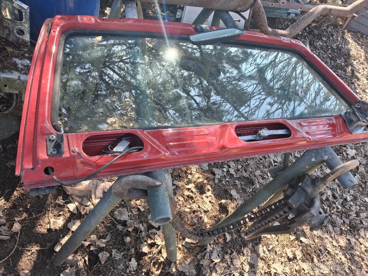 Okenný ram suzuki samurai cabrio