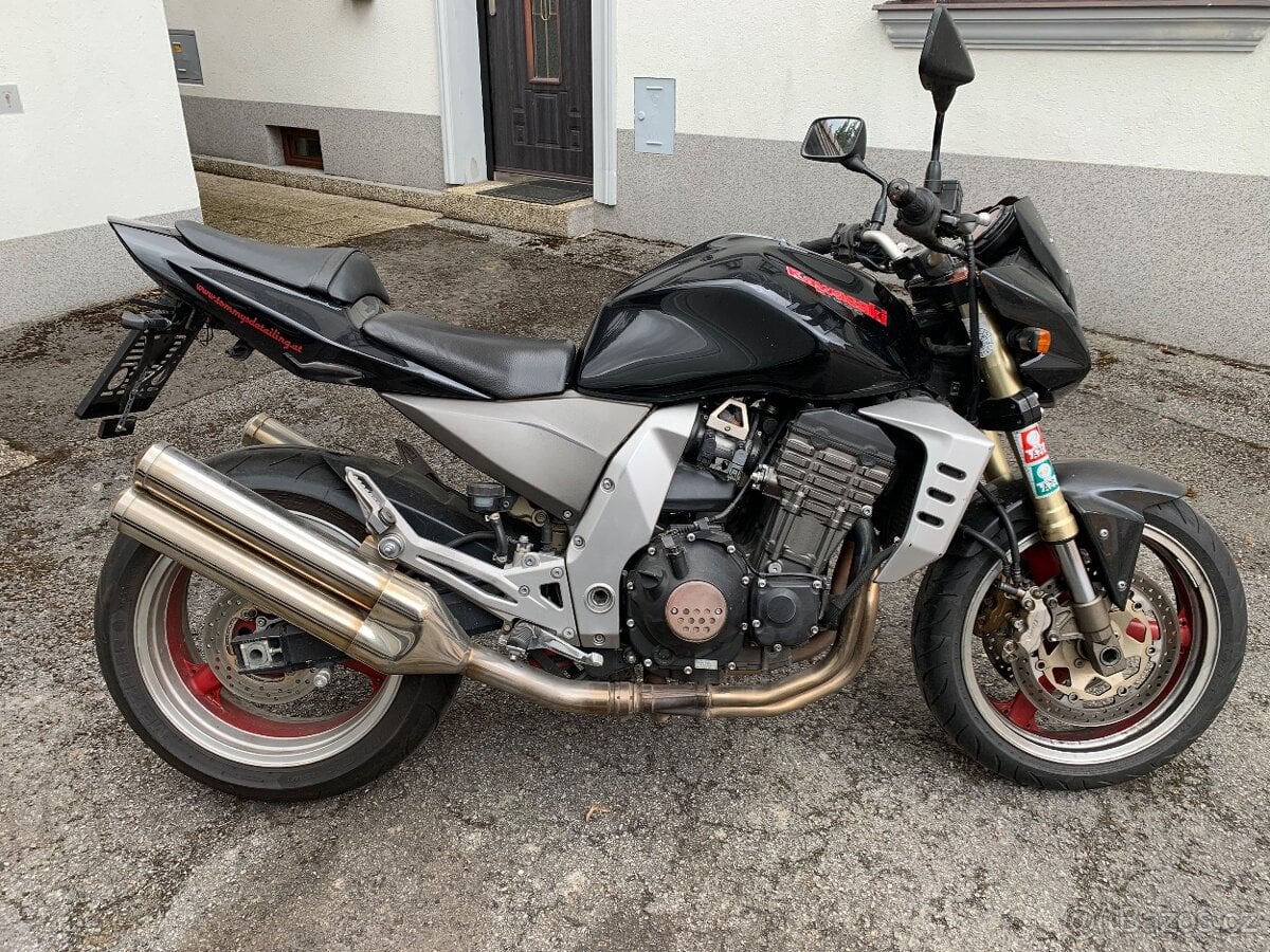 Kawasaki Z 1000 Servisní knížka,