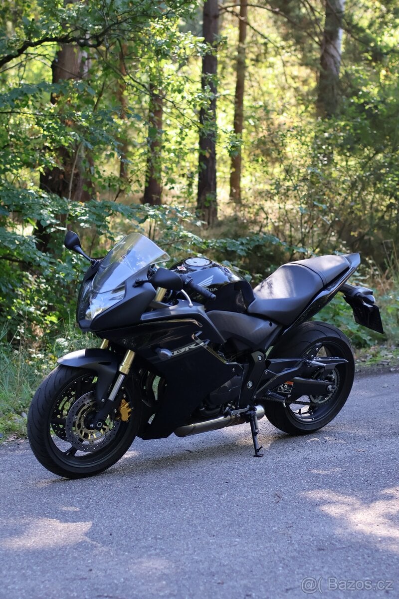 Honda CBR 600 F 2011