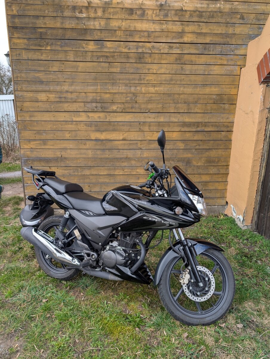 Honda CBF 125 (2013)