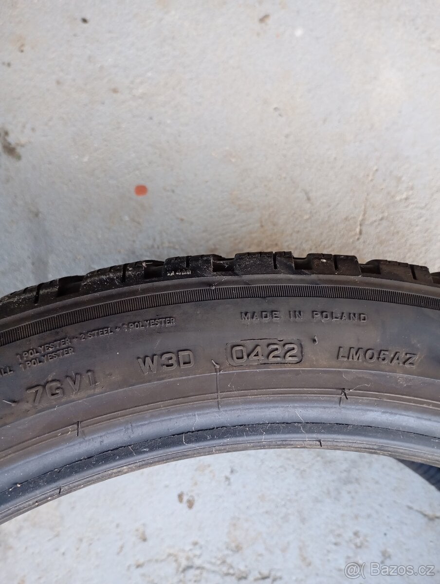 Bridgestone 255/40 r21 zimní
