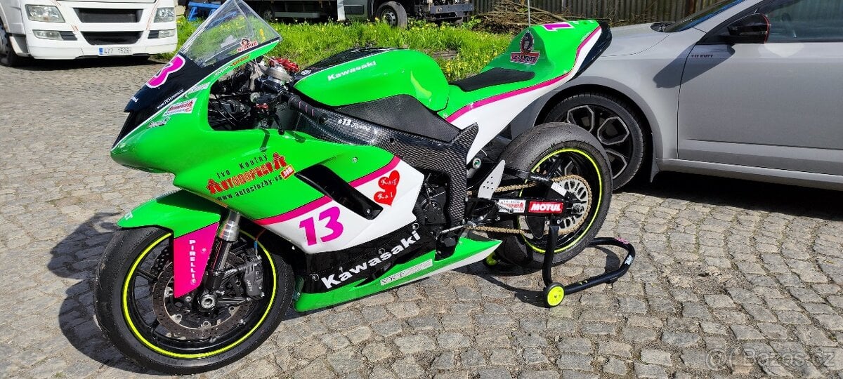 Kawasaki zx6r