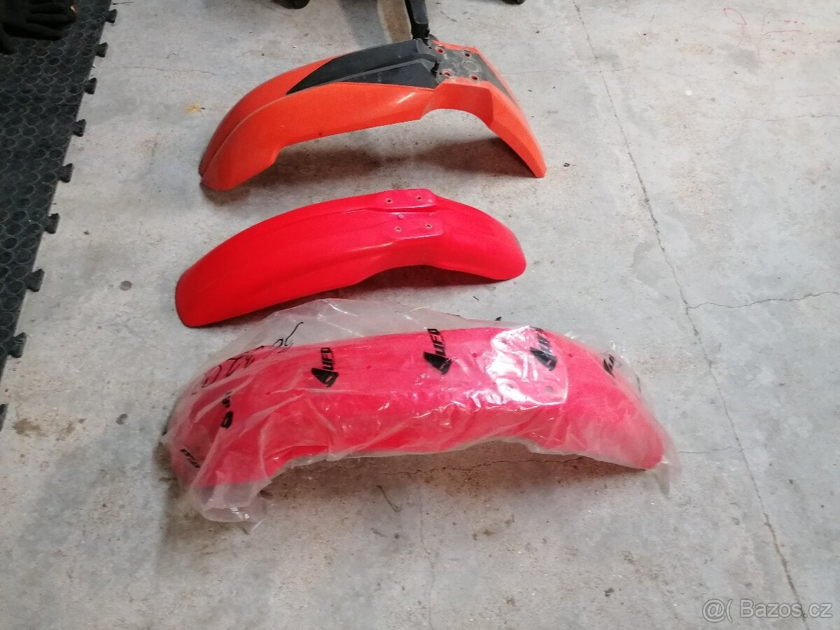 Přední blatník KTM, Honda