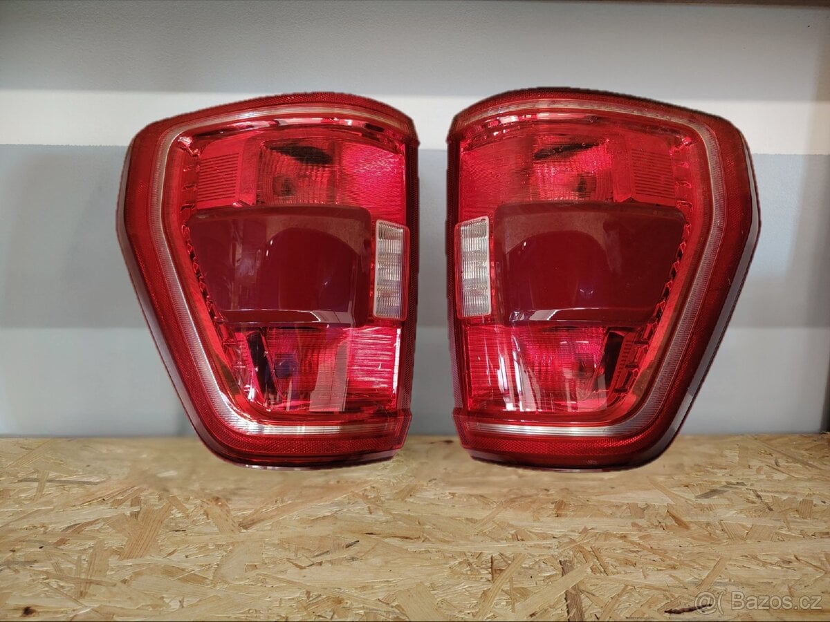 Zadní světla Ford F150