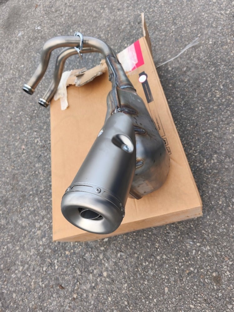 Svody s výfukem Yamaha MT-07