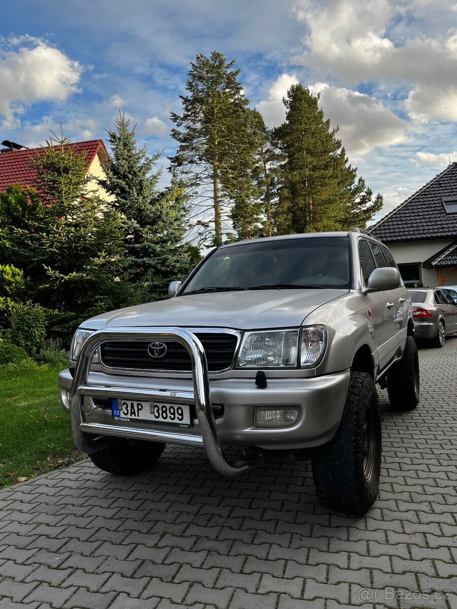 Land Cruiser 100