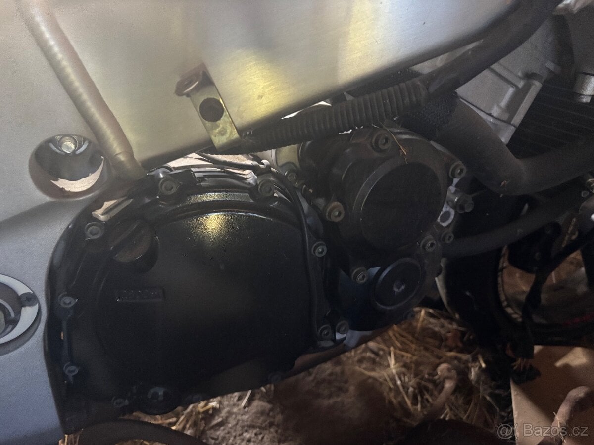 Motor na Suzuki Gsxr 750 00-03 typ R737