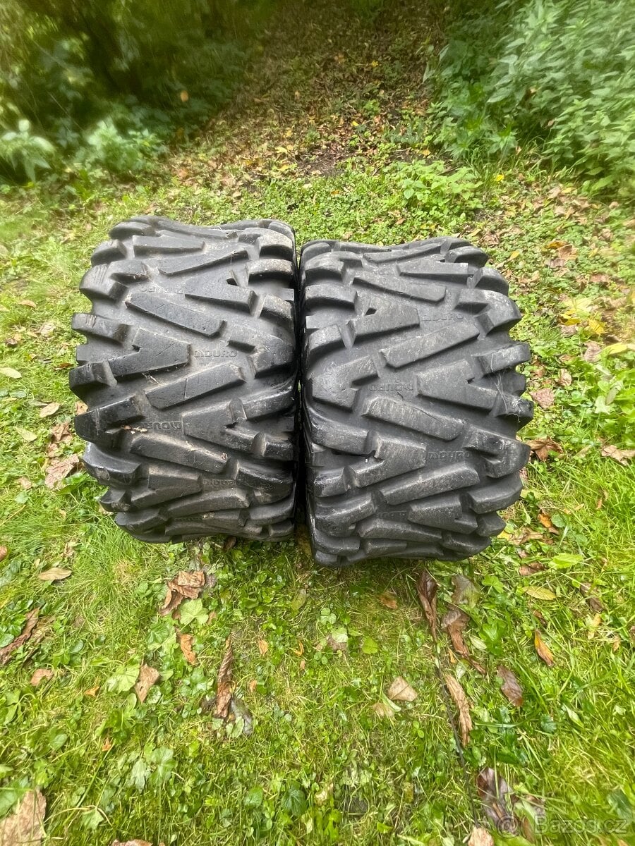 Pneu 25/10R12