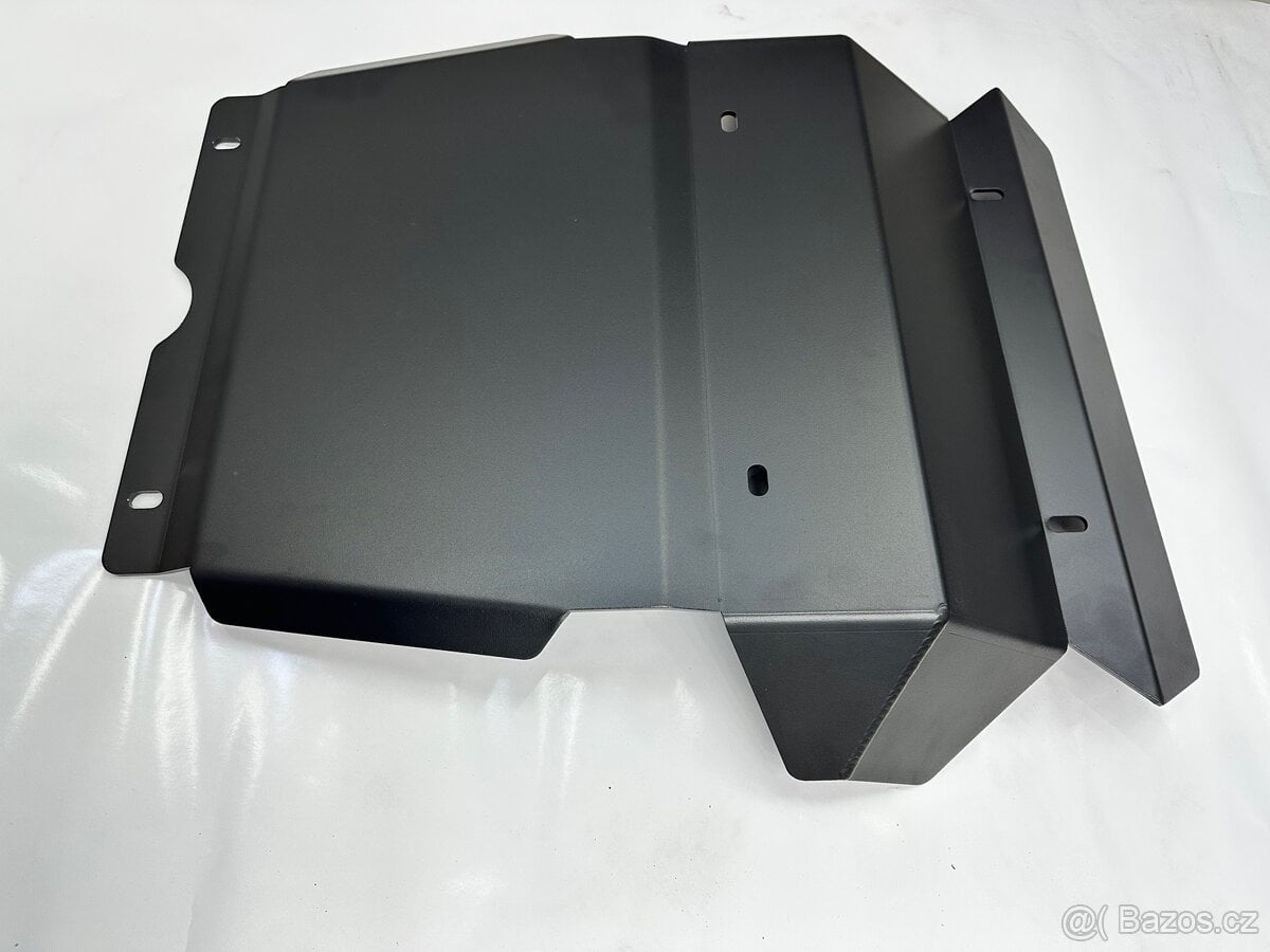 Toyota hilux revo 2016- Kryty motoru a diferáku