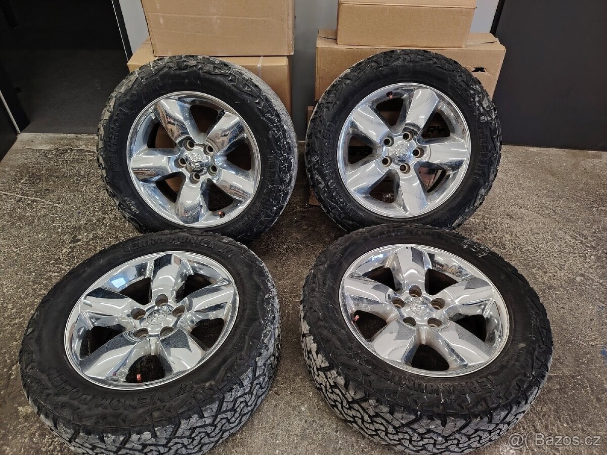 Kola R18 Dodge RAM 1500DT