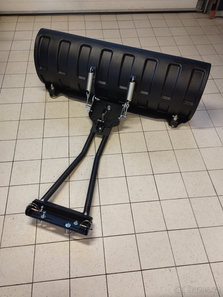 Nová Radlice SHARK Snow Plow 52" DELUXE BLACK (132 cm)