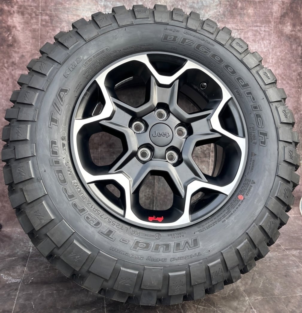 Originální alu kola Jeep 255/75/17