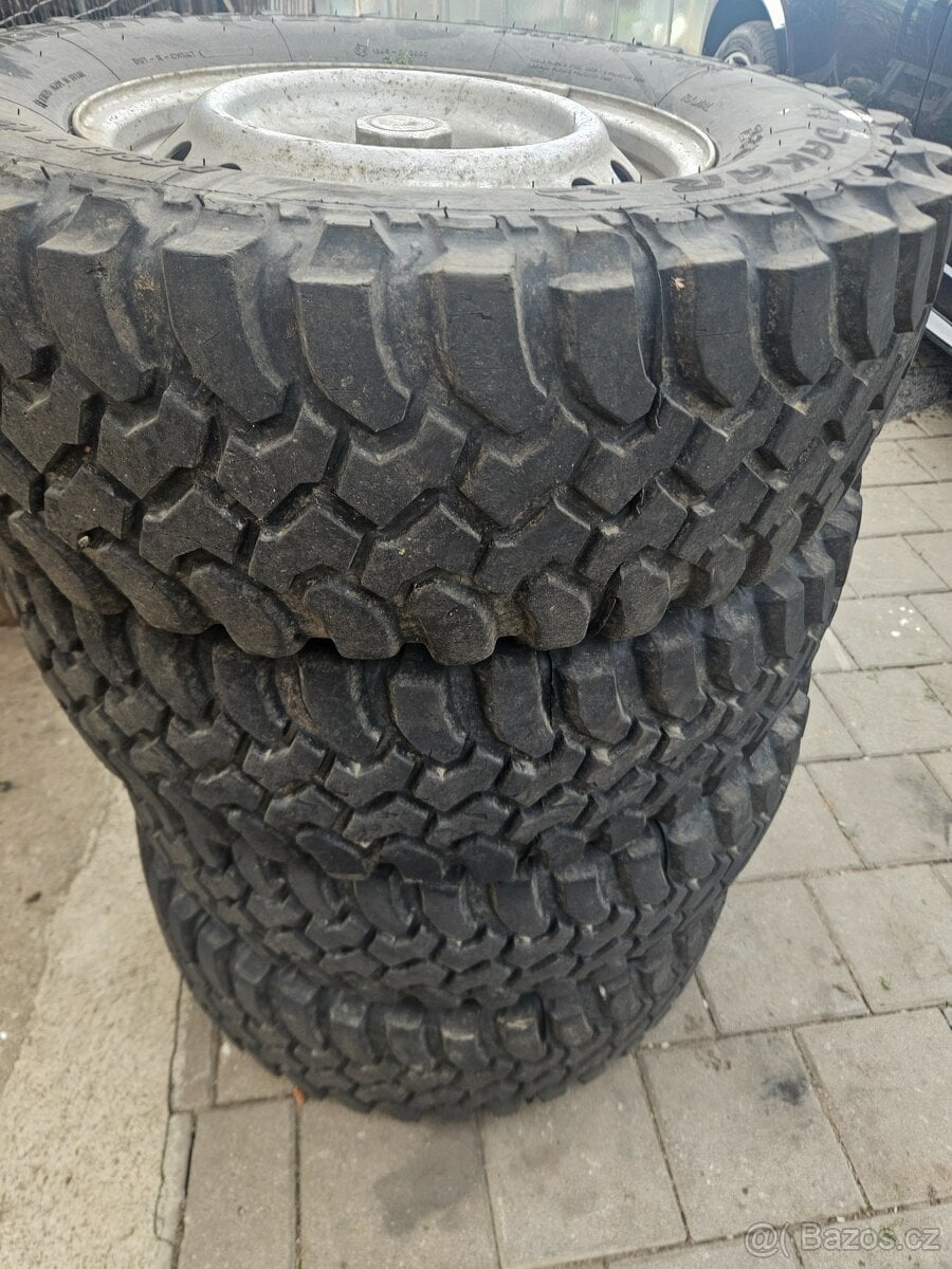 Komplet kola l200, pajero, nissan... 245/70 r16