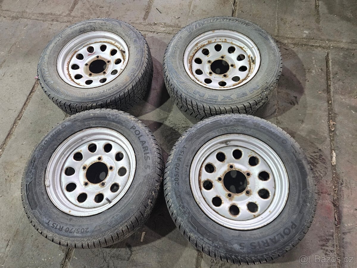 Sada disků 5x139,7mm s pneu 205/70/15 - Jimny