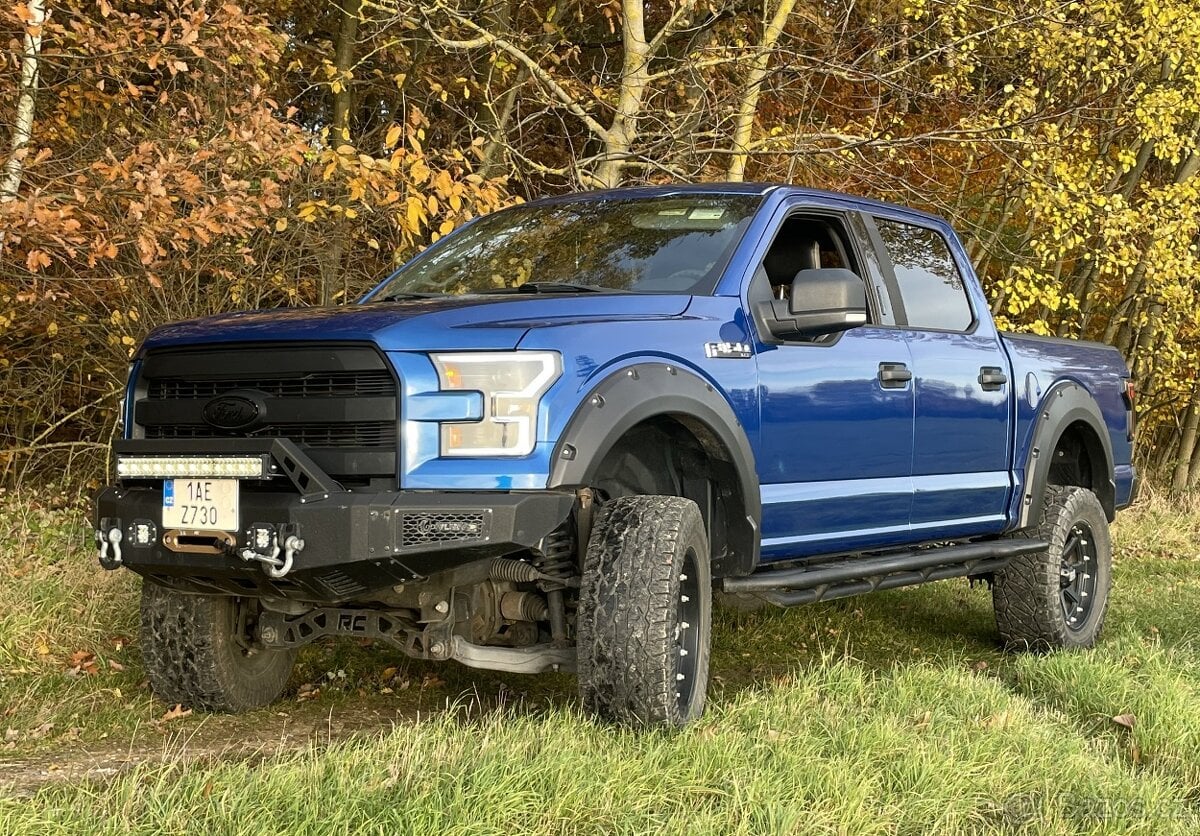 Ford F-150 Supercrew lift