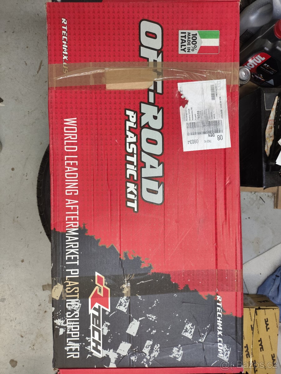 Prodám černé plasty Rtech Husqvarna 2013-2016