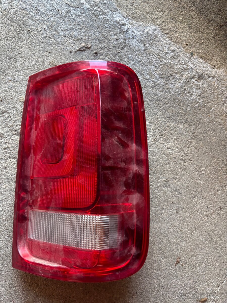 Zadní světlo VW Amarok
