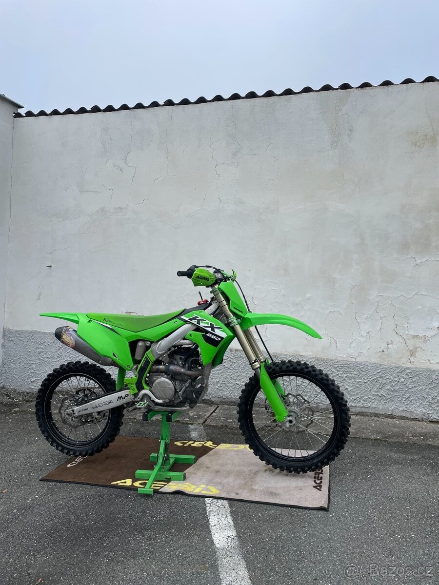 Kawasaki KX250F – rok 2024 | 150 mth | TOP STAV