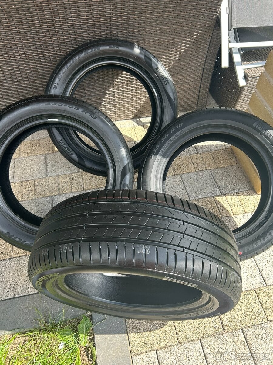 4x nové letní Pneu 8mm Pirelli Scorpion 235/55 R19