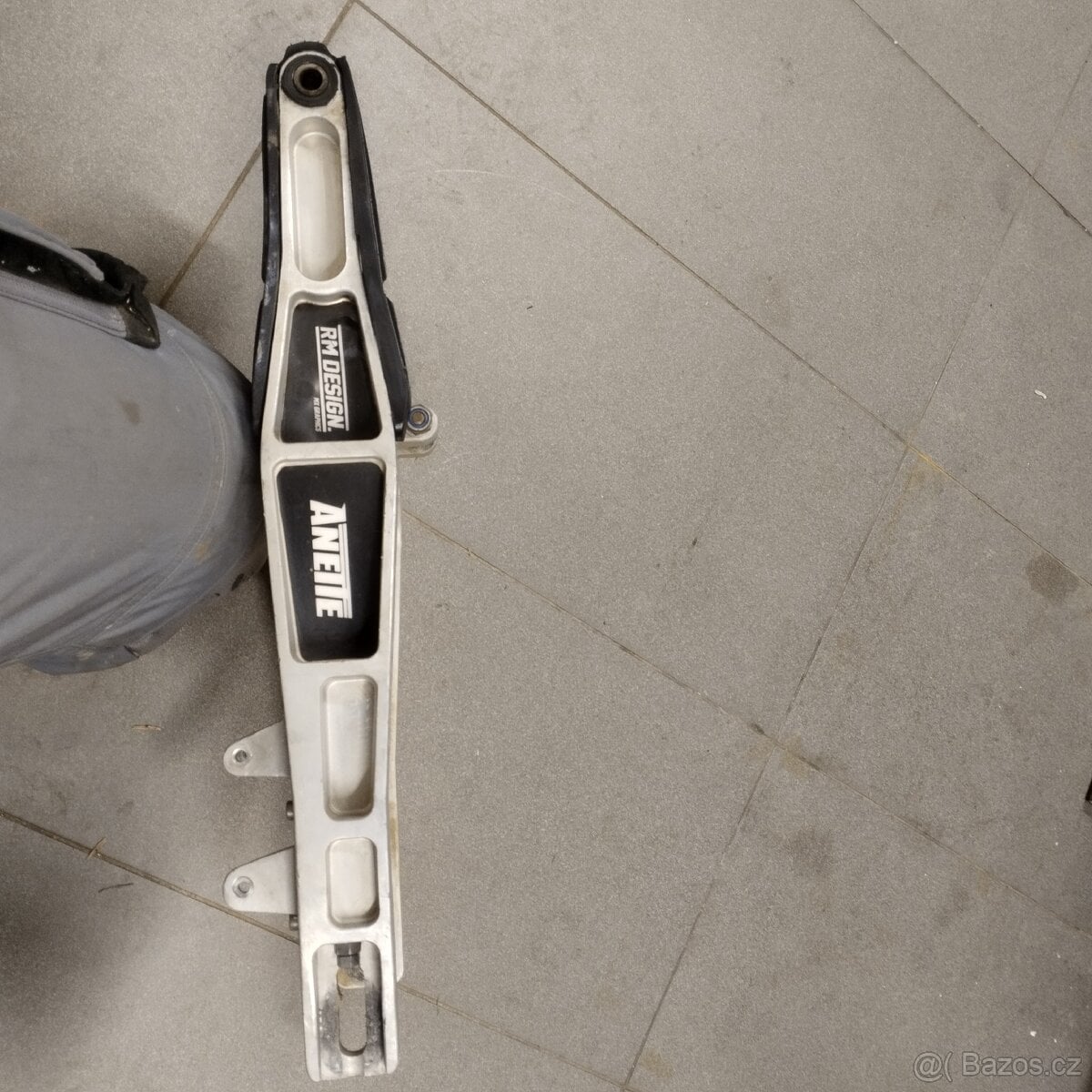 Dlouhá kyvná vidlice KTM sx 65