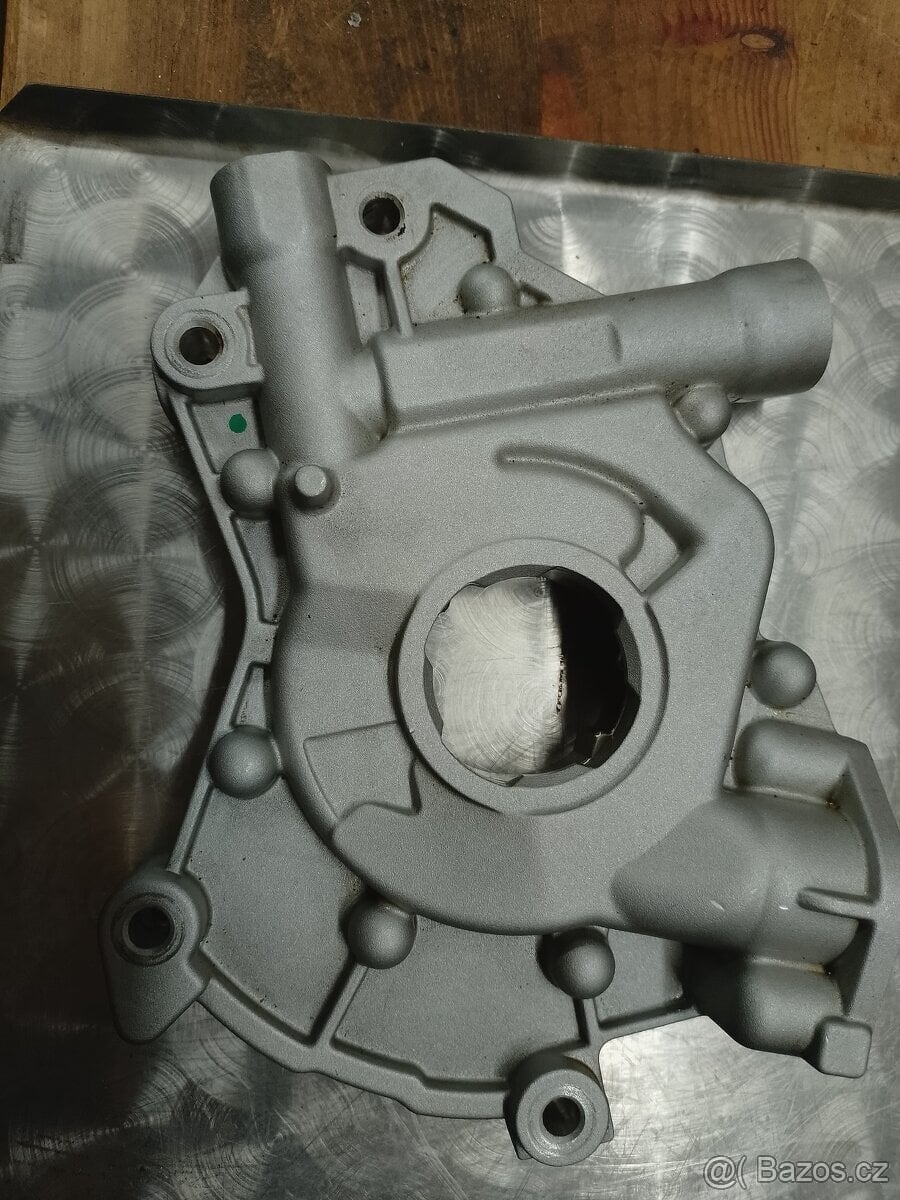 Ford Expedition 5,4L V8 - olejové čerpadlo