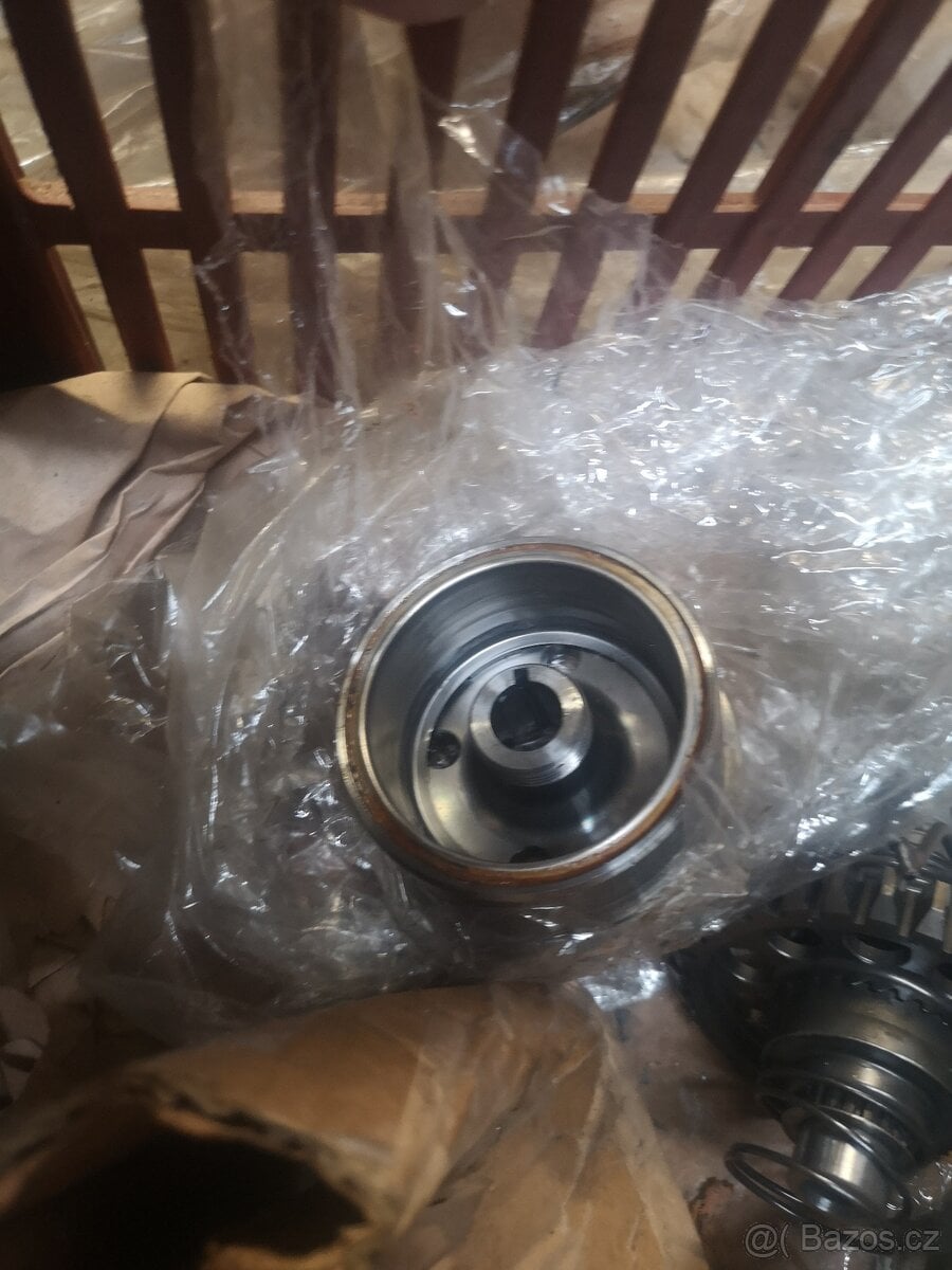 Suzuki RMZ 450, 2007, zbylé díly