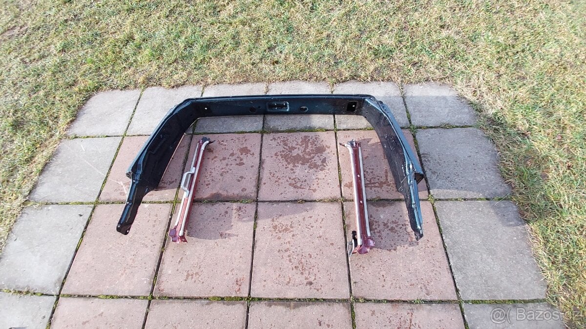 Toyota  Landcruiser LC73 J7 střešní rám