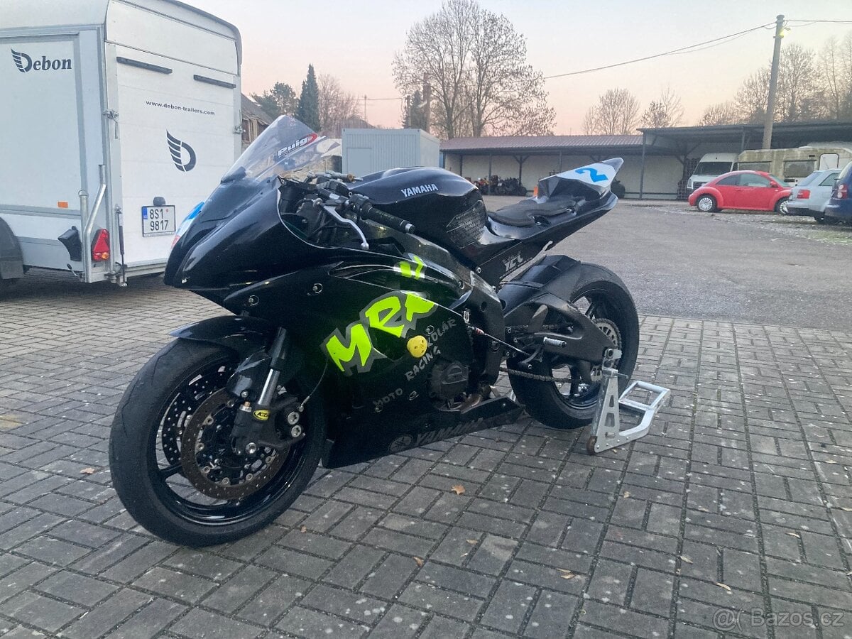 Yamaha R6 okruhovka