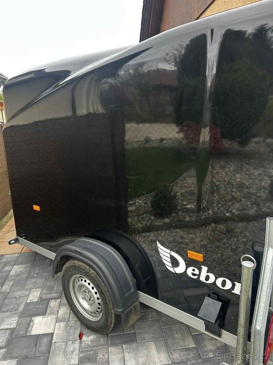 Skříňový vozík Debon cargo 300 na motorky