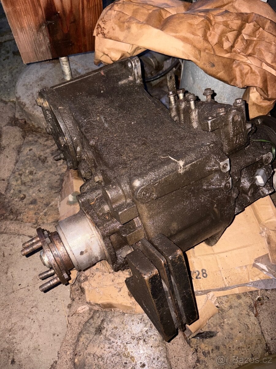 Prodám Rozvodovka LT230, defender