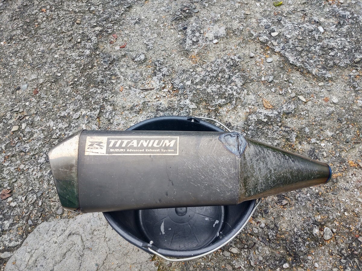 Originální výfuk – Suzuki GSX-R 1000 (2008)