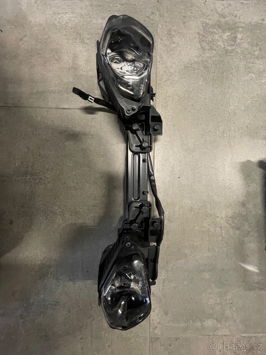 Yamaha R6 2017-2023 světla , originál díly