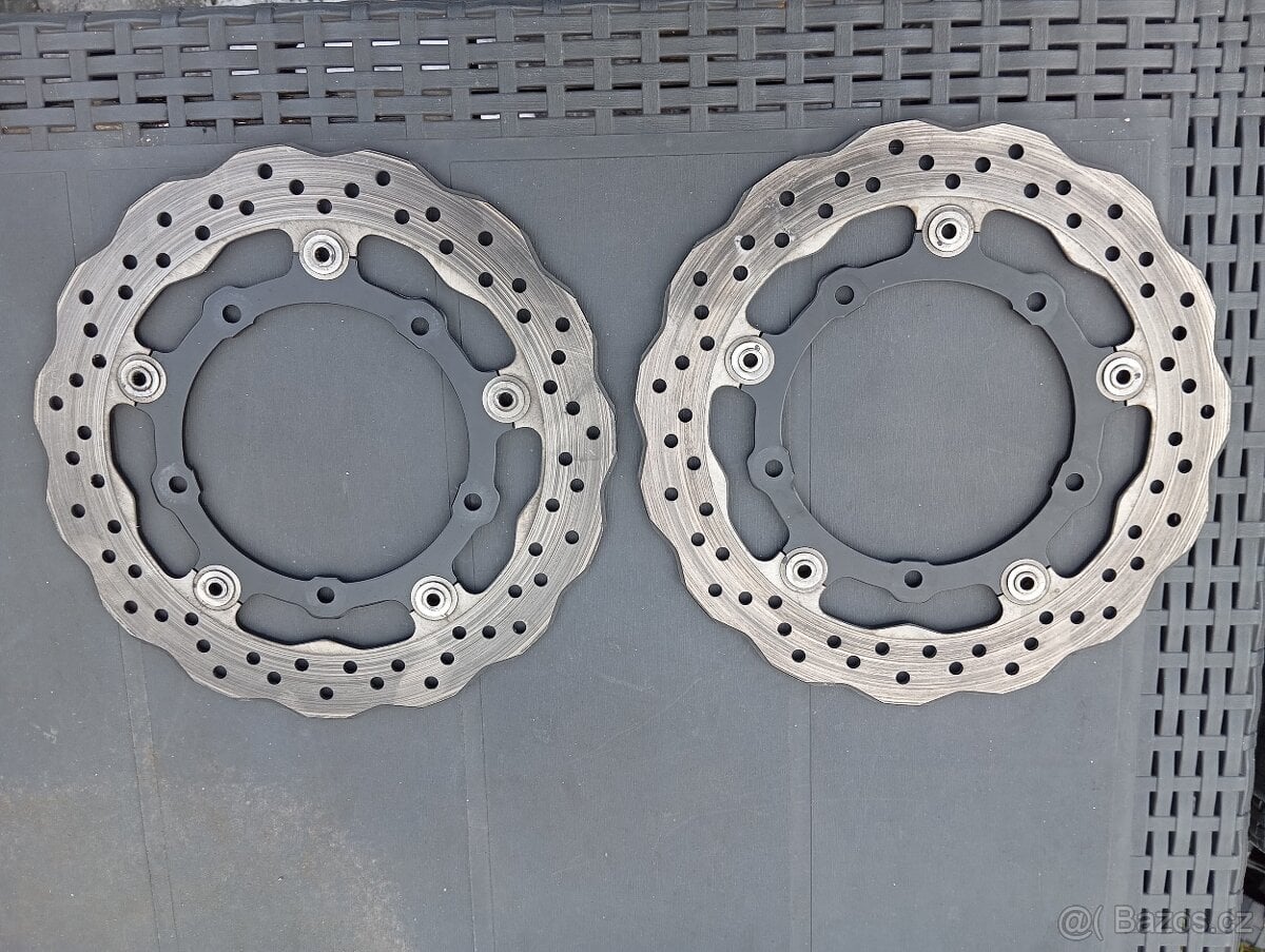 Yamaha MT-07 kotouče