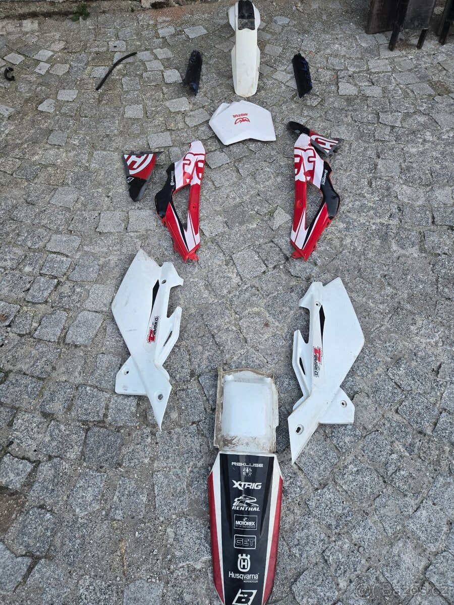 Plasty husqvarna 125 2007