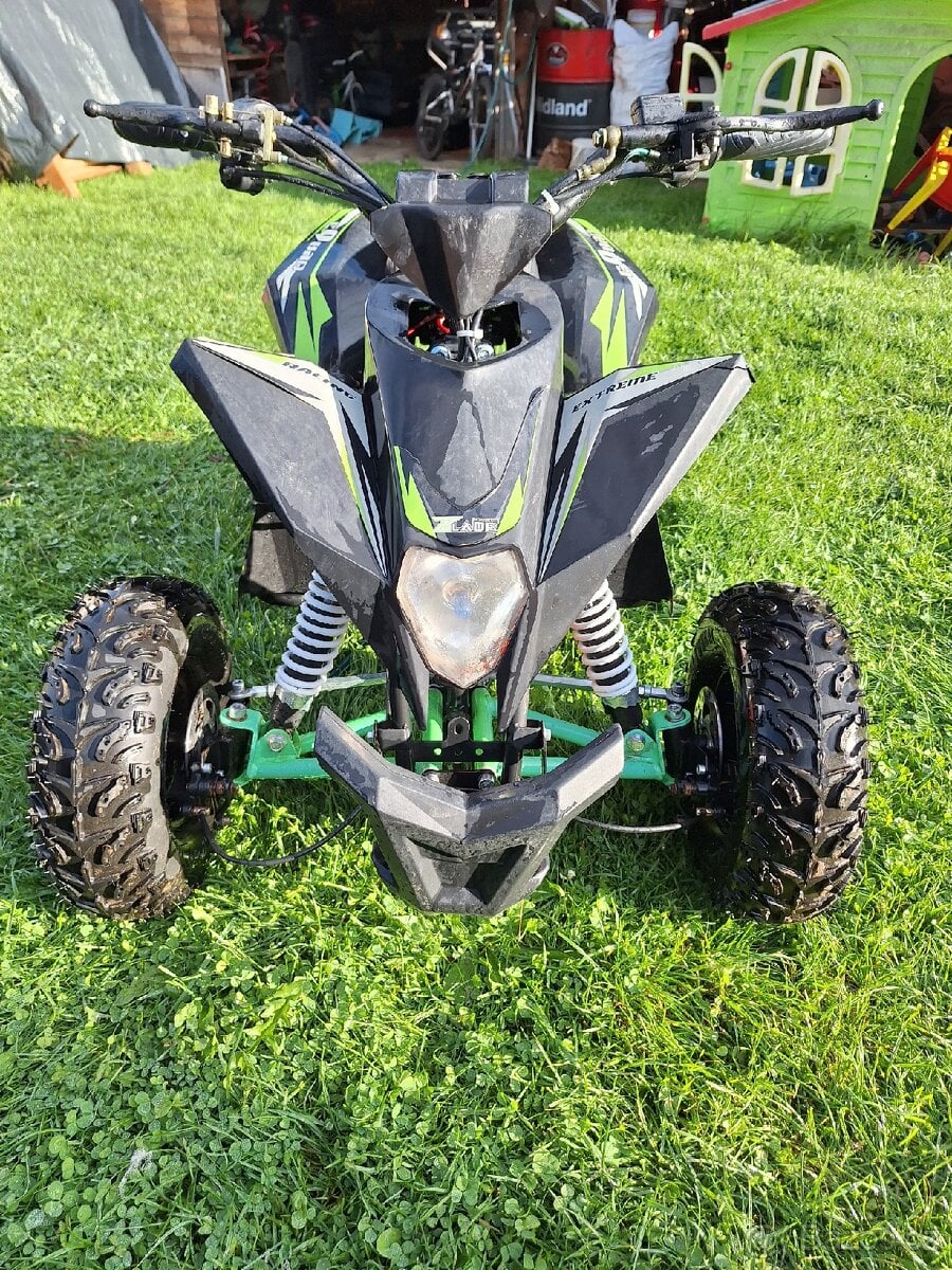 Elektrická čtyřkolka