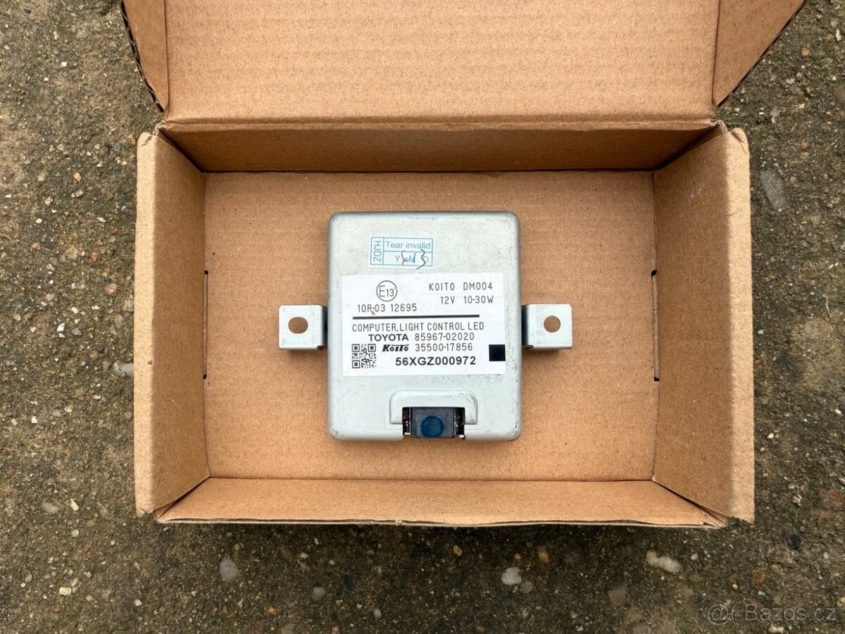 Řídící jednotka světel Toyota / Lexus / Land Cruiser