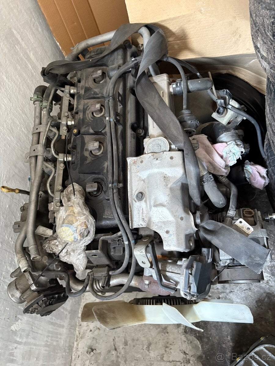 Motor 2.5 Cabstar Navara euro 5