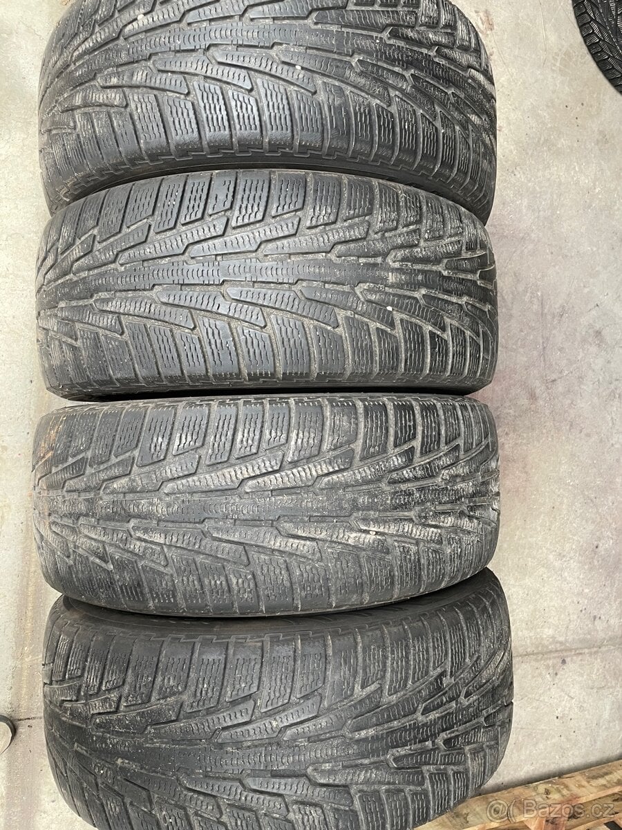 Pneu zima 285/60 R18 Nokian Hakkapelitta SUV