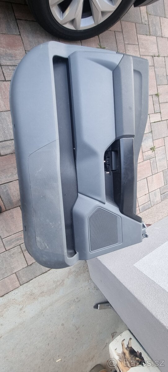 Tapecir předních  levych dverí F150. F-150 2760505xr4