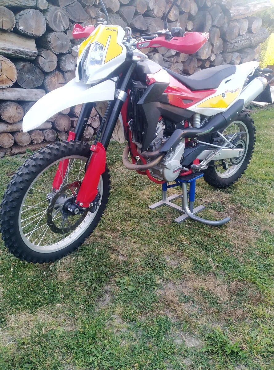 Swm rs 650r cross