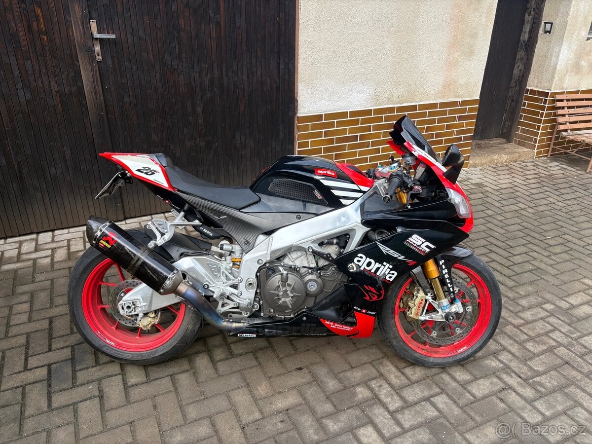 Aprilia RSV4