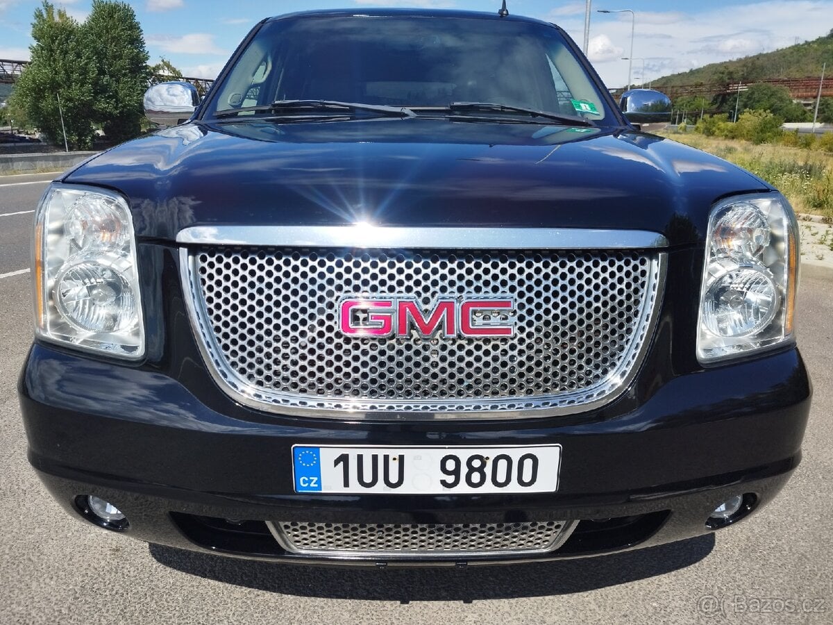 GMC Yukon Denali XL 6.2L-400ps TZ-3500kg 4x4