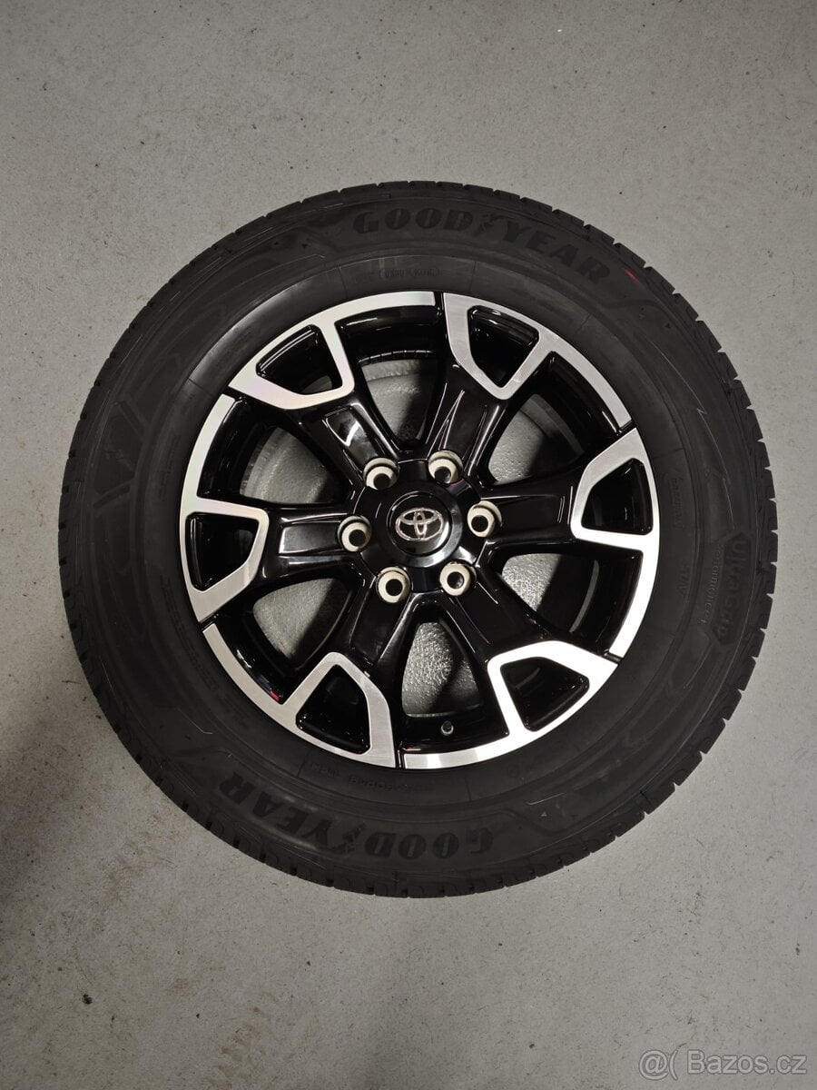 Zimní komplety Toyota Hilux GoodYear 265/60 R18