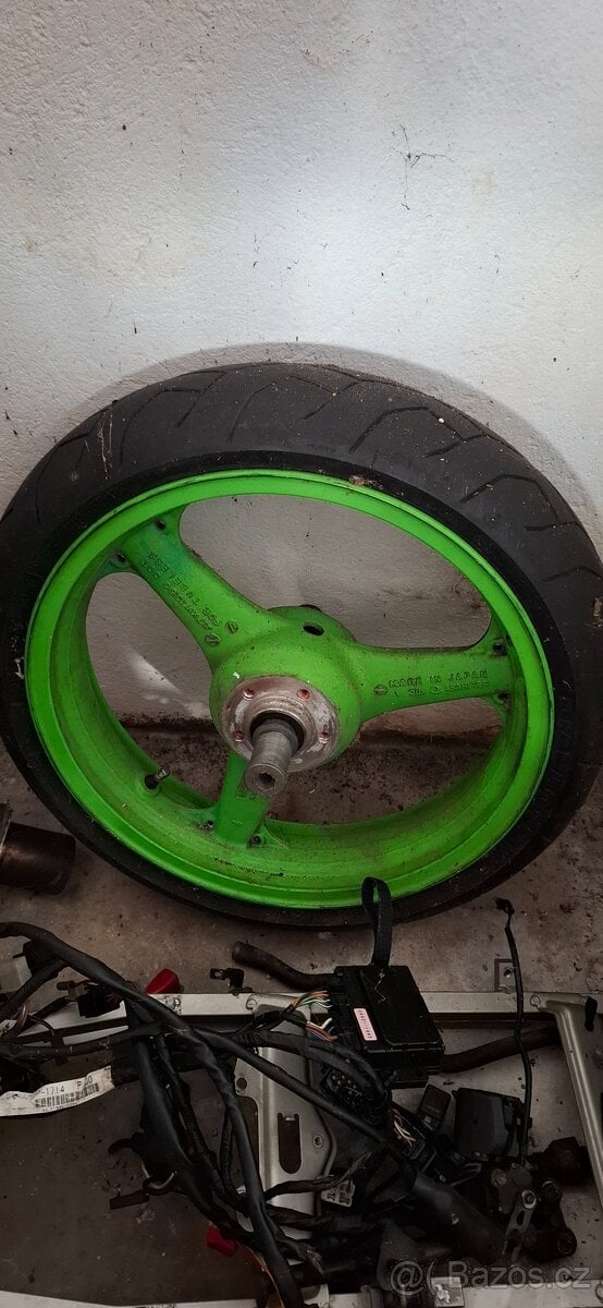 KAWASAKI ZX6R NINJA  PŘEDNÍ + ZADNÍ KOLO