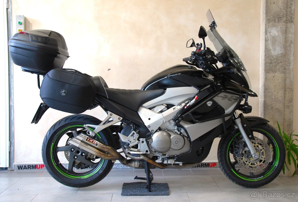 Honda VFR 800 X Crossrunner - VÝPRODEJ, hezký stav