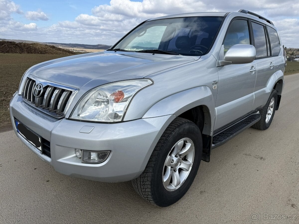 Toyota Land Cruiser 120 3.0 D-4D 122kw 7 míst